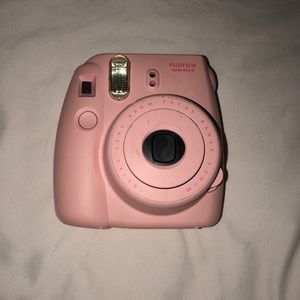 POLAROID CAMERA AND CASE